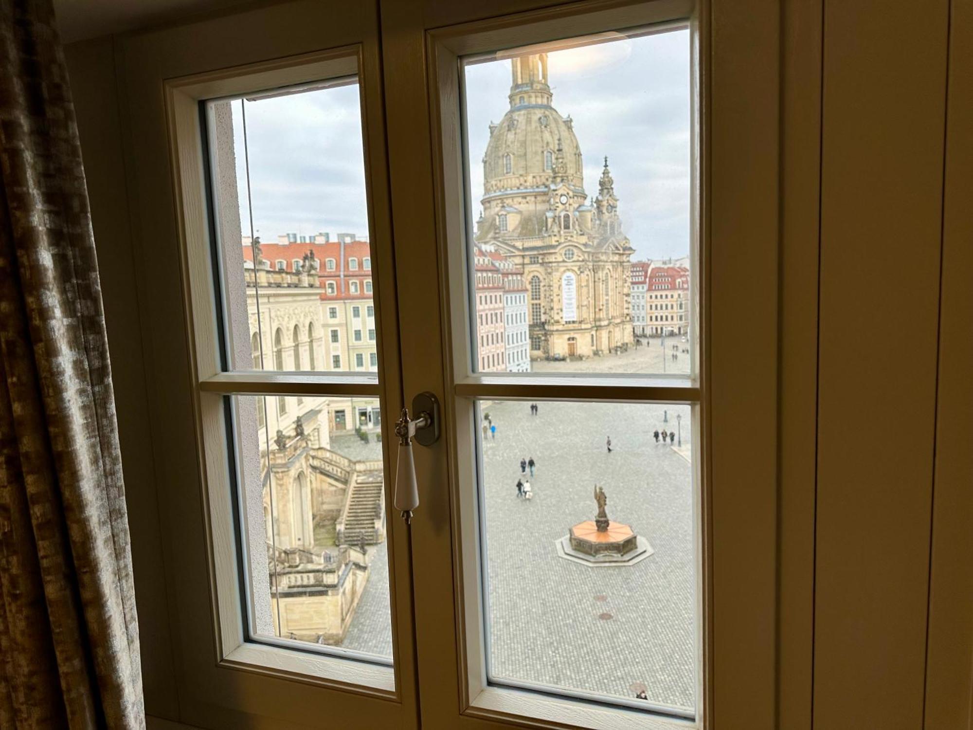 Exklusives Apartment Mit Einmaligem Blick Zur Frauenkirche - Parkplatz Kostenfrei Dresden Eksteriør billede